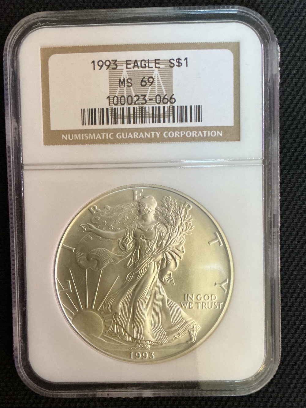 1993 American Silver Eagle MS69 - Silver Coin by